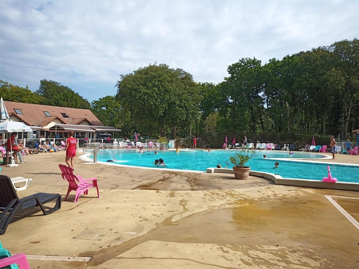 Mobil-Home Tout Confort A 300M De L'Ocean Saint-Brévin-les-Pins Buitenkant foto